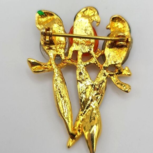 Vintage Jelly Belly Bird Parrot pin brooch, Moonstone goldtone - Picture 2 of 3